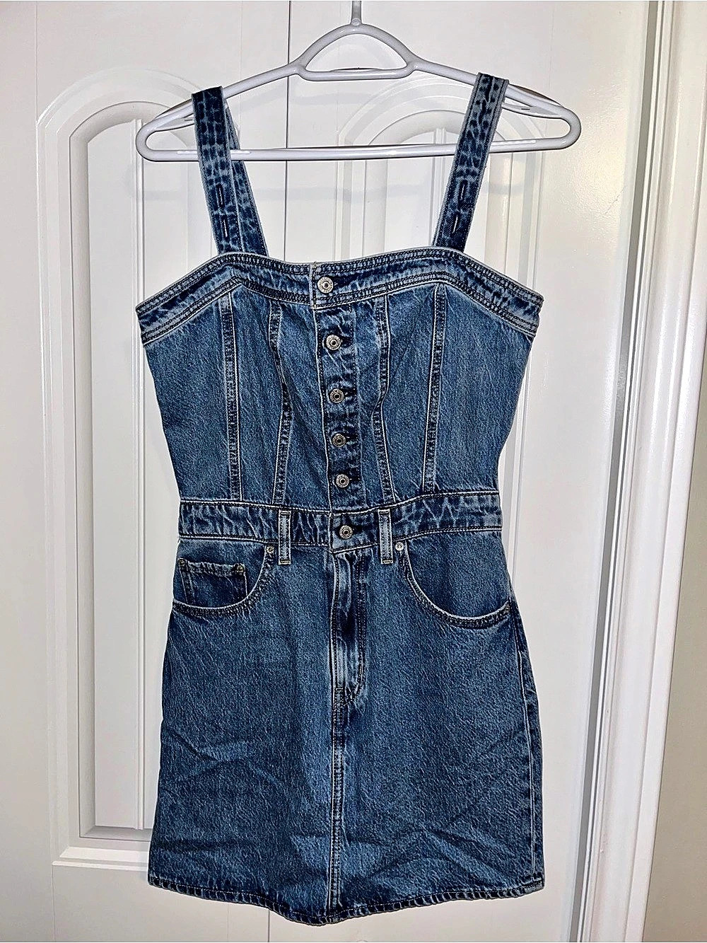 Levi's Denim Short Overalls Size Medium Like New